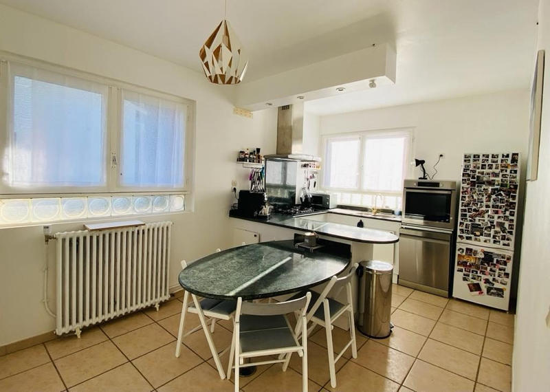 Maison ancienne - 225 m² - 7 pièces