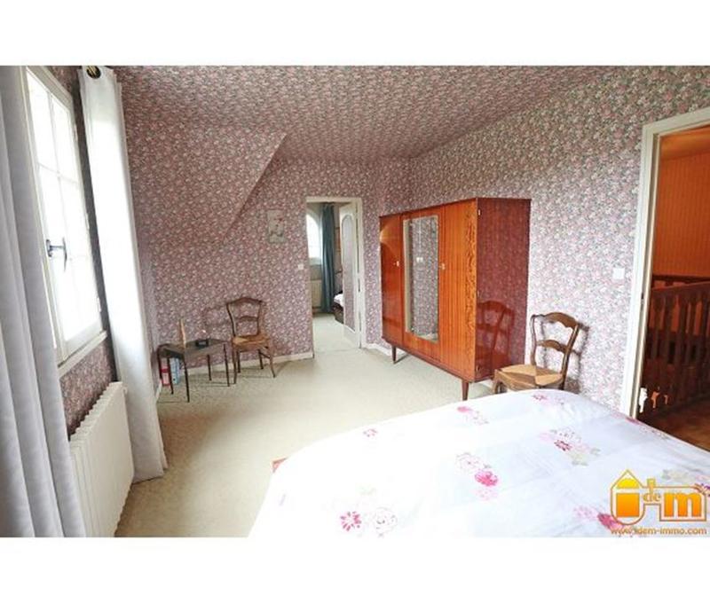 Maison traditionnelle - 140 m² - 6 pièces