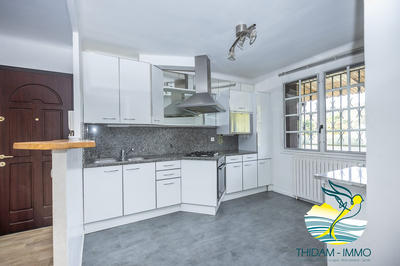 Appartement - 92 m² - 4 pièces