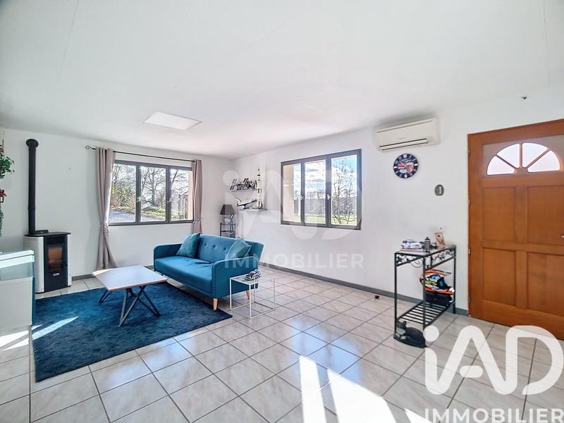 Maison - 186 m² - 5 pièces