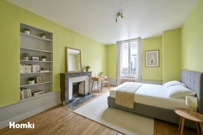 Appartement - 105 m² - 4 pièces