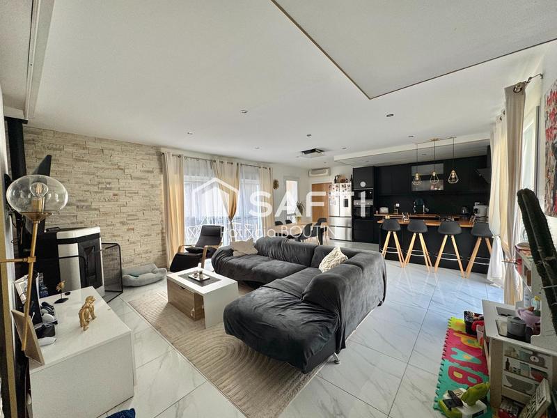 Maison - 121 m² - 5 pièces