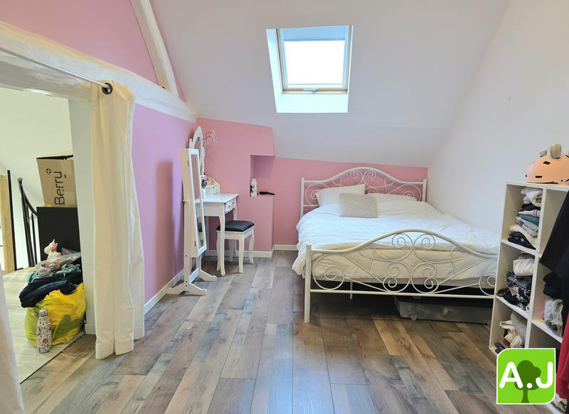 Maison traditionnelle - 140 m² - 5 pièces