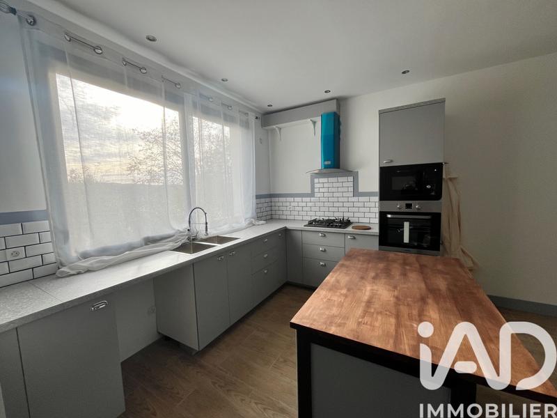Maison - 170 m² - 8 pièces