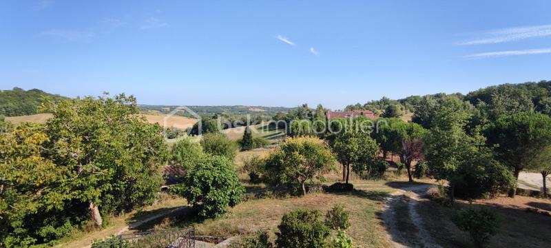 Demeure - 130 m² - 7 pièces