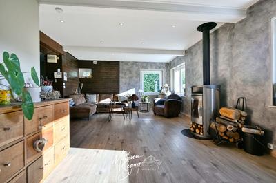 Maison - 107 m² - 5 pièces