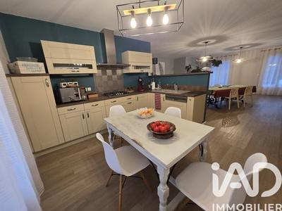 Maison - 120 m² - 4 pièces