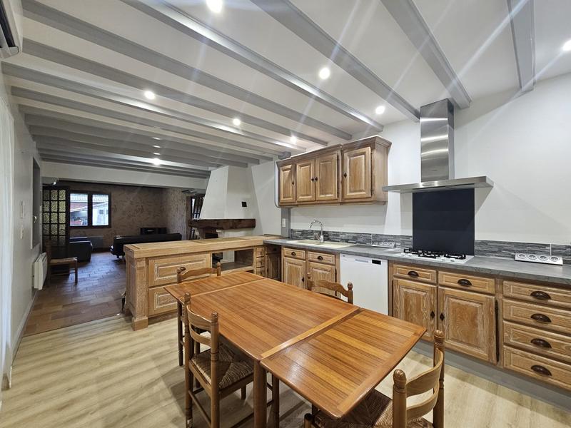 Maison traditionnelle - 134 m² - 5 pièces