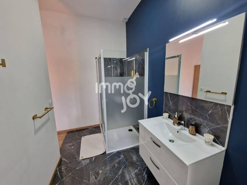 Maison de village - 226 m² - 7 pièces