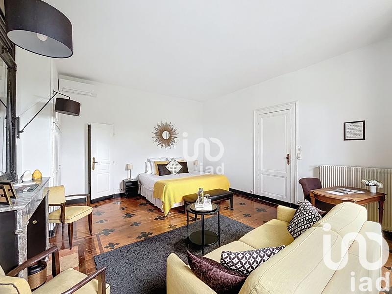 Maison - 432 m² - 10 pièces