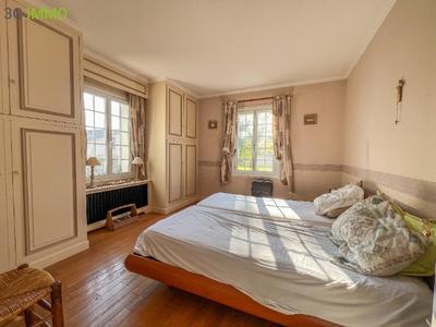 Maison - 187 m² - 6 pièces