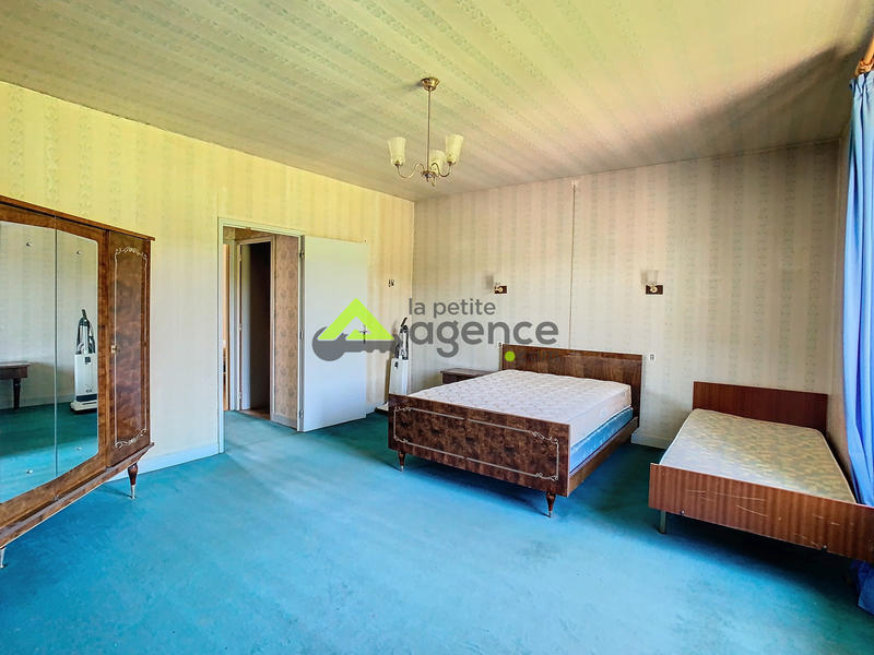 Maison de village - 216 m² - 9 pièces