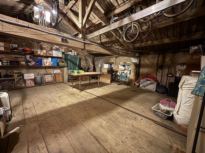 Maison - 94 m² - 6 pièces