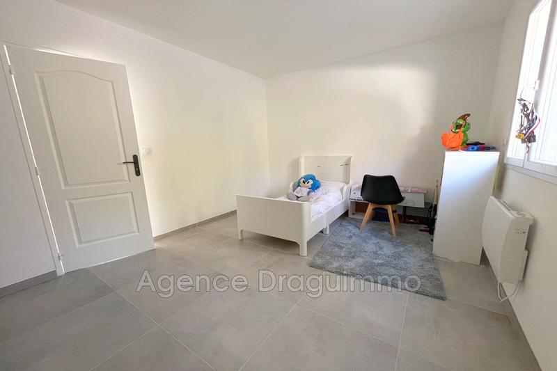 Villa - 145 m² - 6 pièces