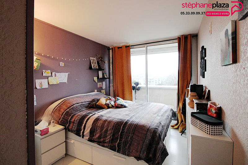 Appartement - 81 m² - 4 pièces