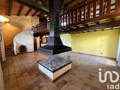 Maison - 143 m² - 5 pièces