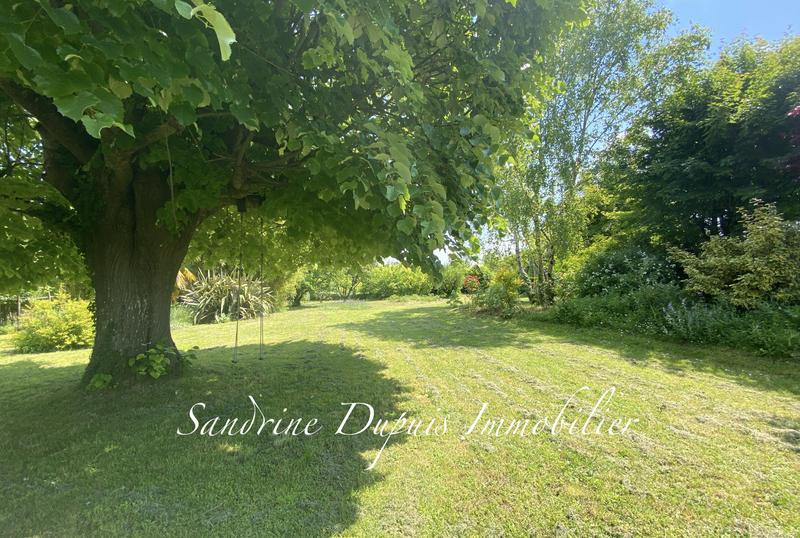 Maison - 210 m² - 7 pièces