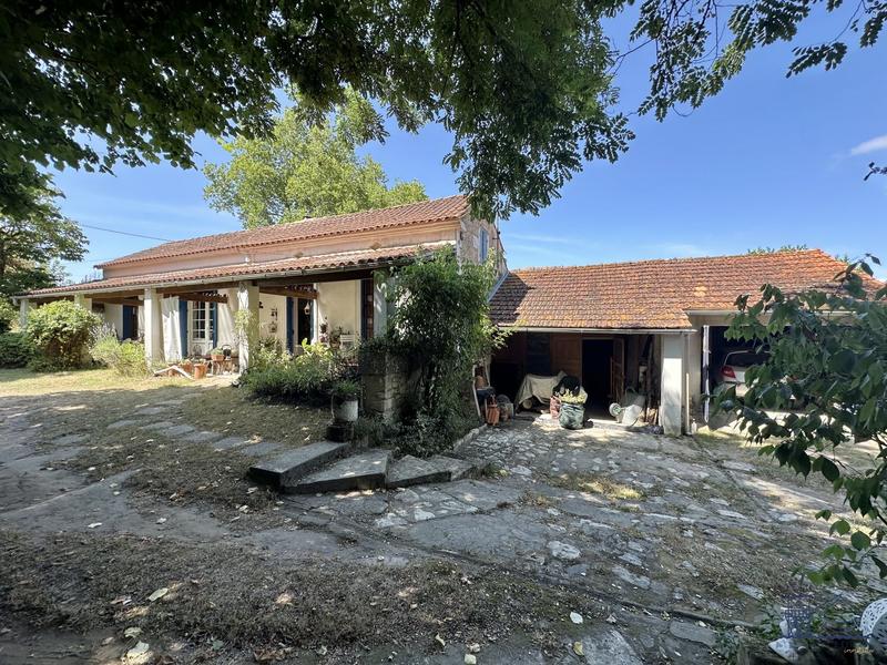 Maison ancienne - 101 m² - 4 pièces