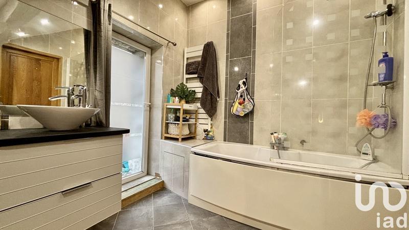 Appartement - 65 m² - 2 pièces