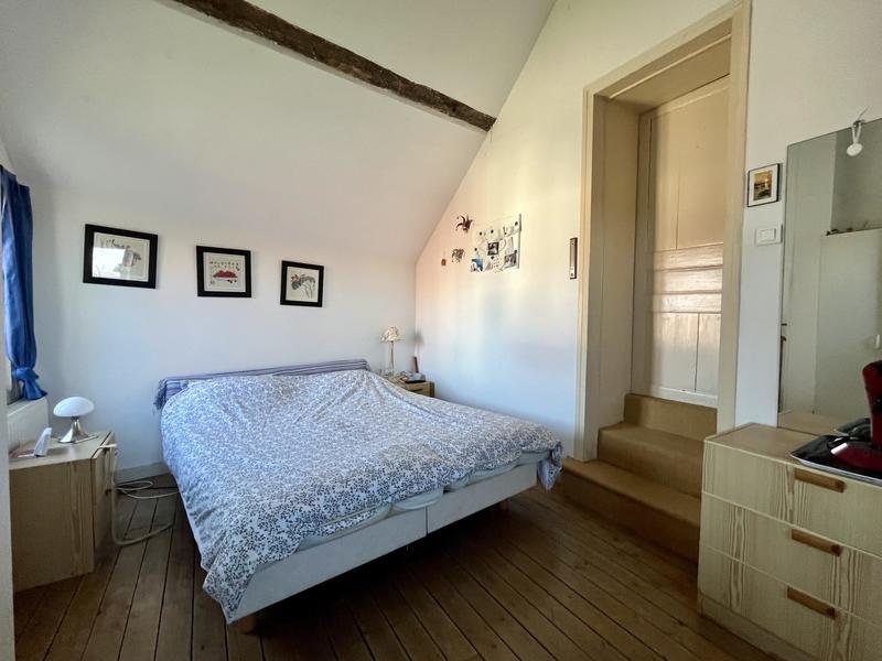 Maison traditionnelle - 166 m² - 6 pièces