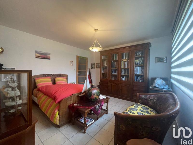 Maison - 238 m² - 5 pièces