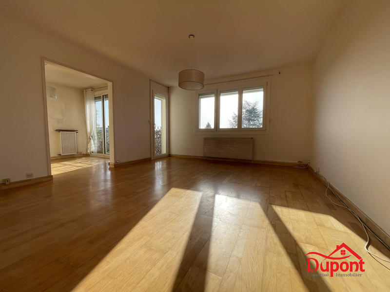 Appartement - 93 m² - 5 pièces