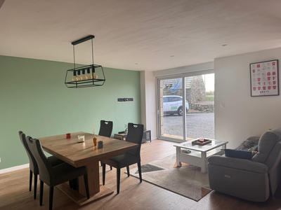 Maison - 104 m² - 4 pièces