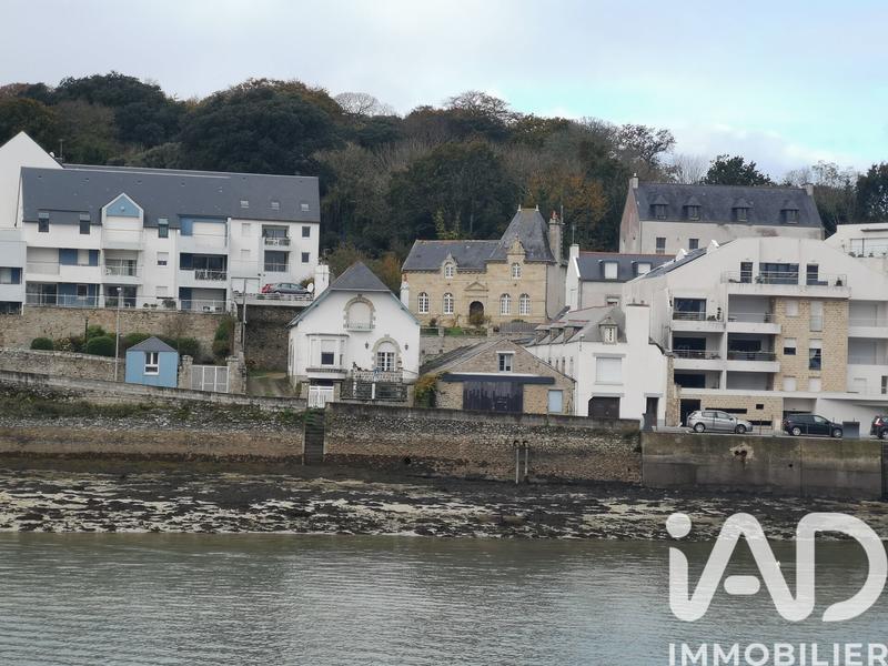 Maison - 200 m² - 8 pièces