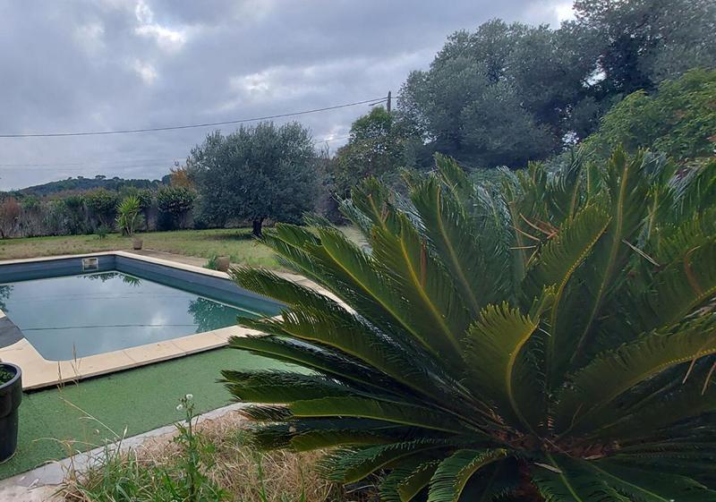 Maison - 184 m² - 7 pièces