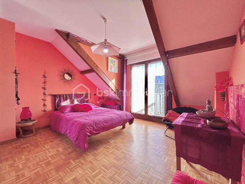 Maison traditionnelle - 160 m² - 6 pièces