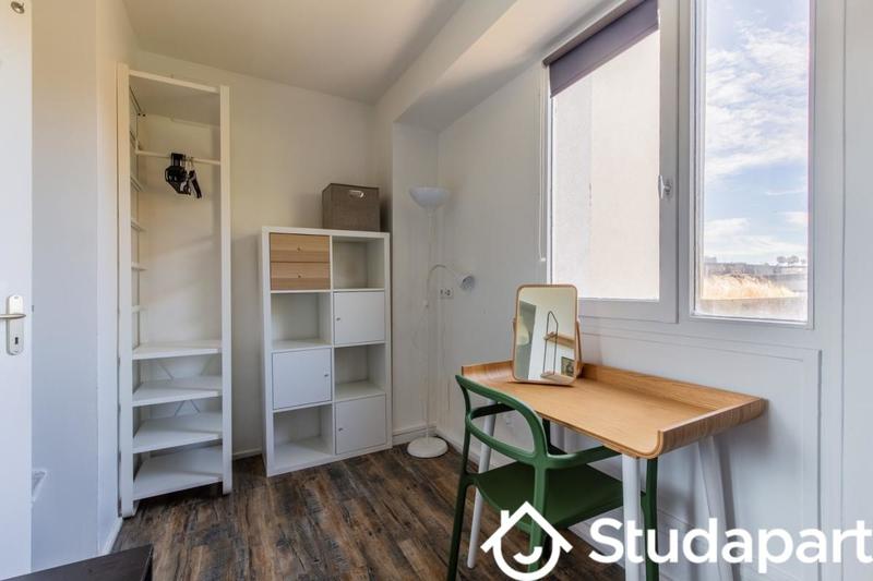 Chambre - 10 m² - 1 pièce