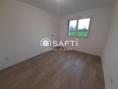 Maison - 102 m² - 5 pièces