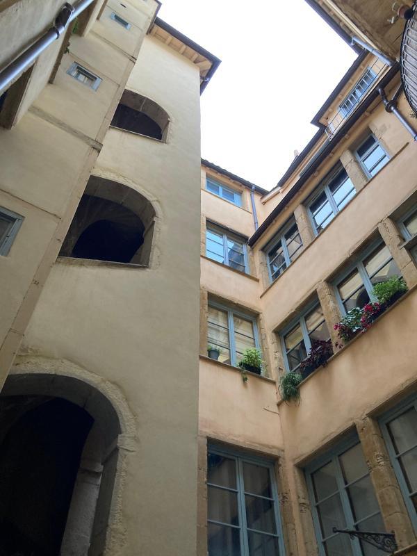 Appartement - 76 m² - 2 pièces