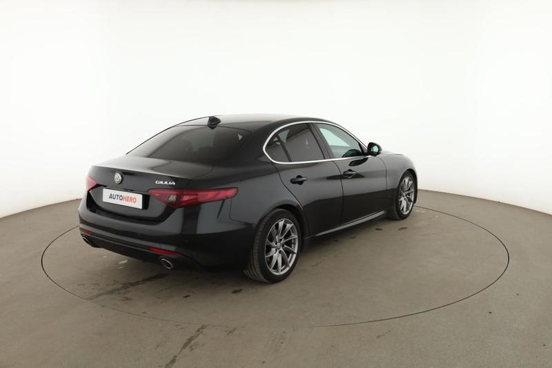 Alfa Romeo Giulia 2.2 Lusso At8 180 ch