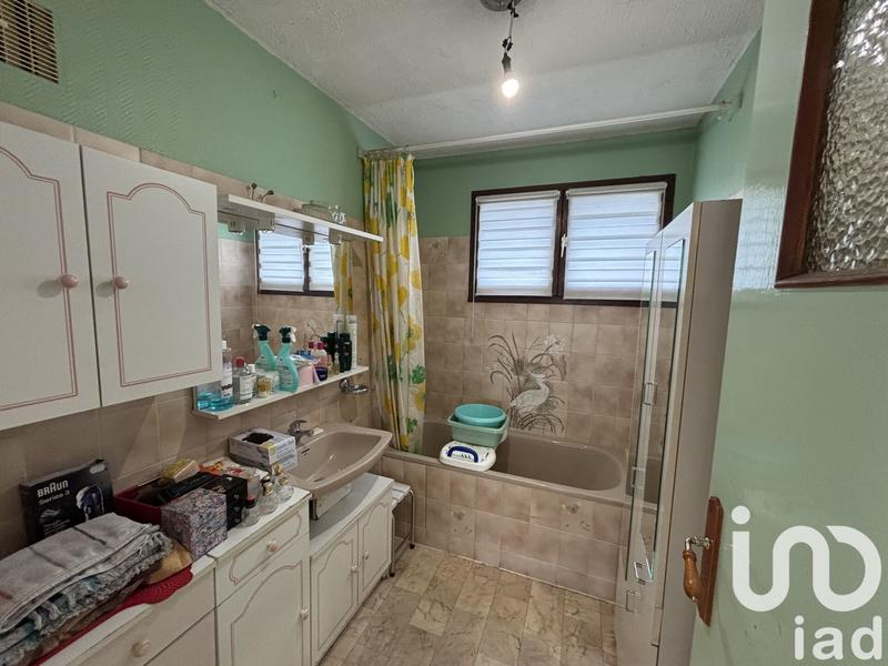 Maison - 93 m² - 6 pièces