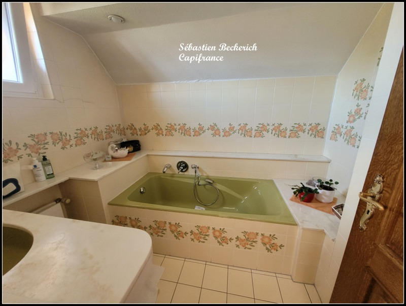 Maison - 185 m² - 7 pièces