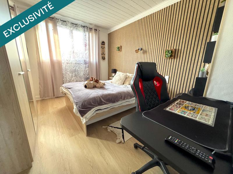 Maison - 181 m² - 7 pièces