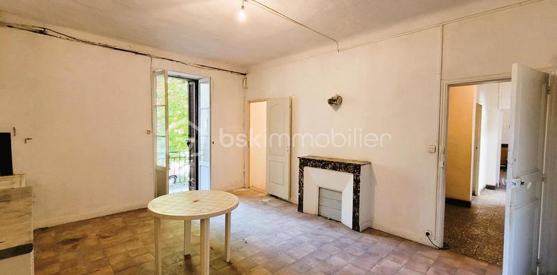 Immeuble - 230 m² - 9 pièces