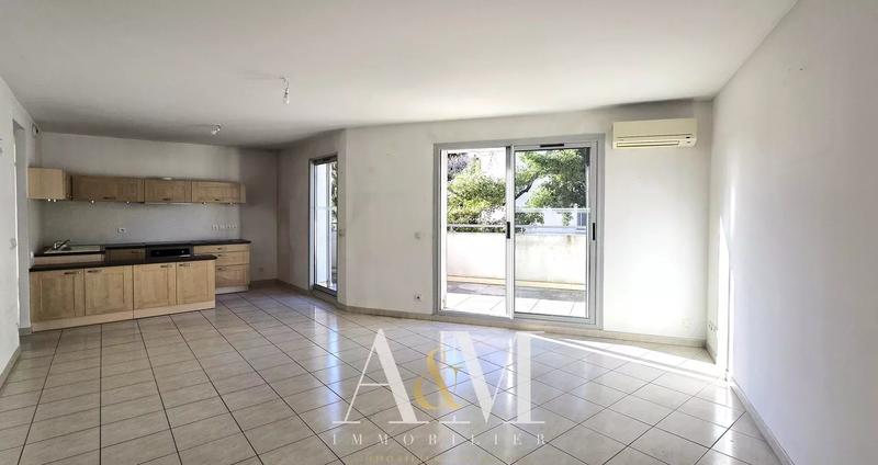 Appartement - 72 m² - 3 pièces