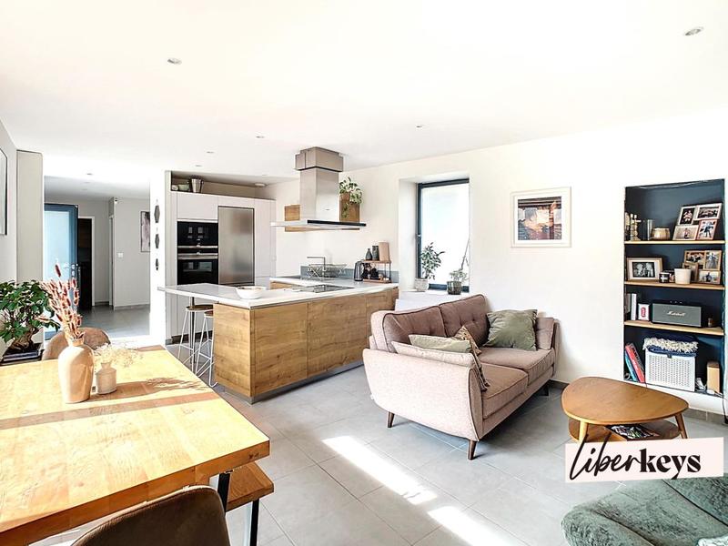 Maison de village - 90 m² - 3 pièces