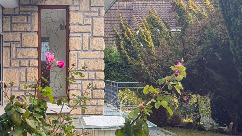 Maison - 145 m² - 4 pièces