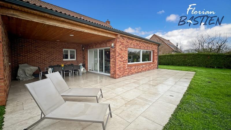 Maison - 180 m² - 7 pièces