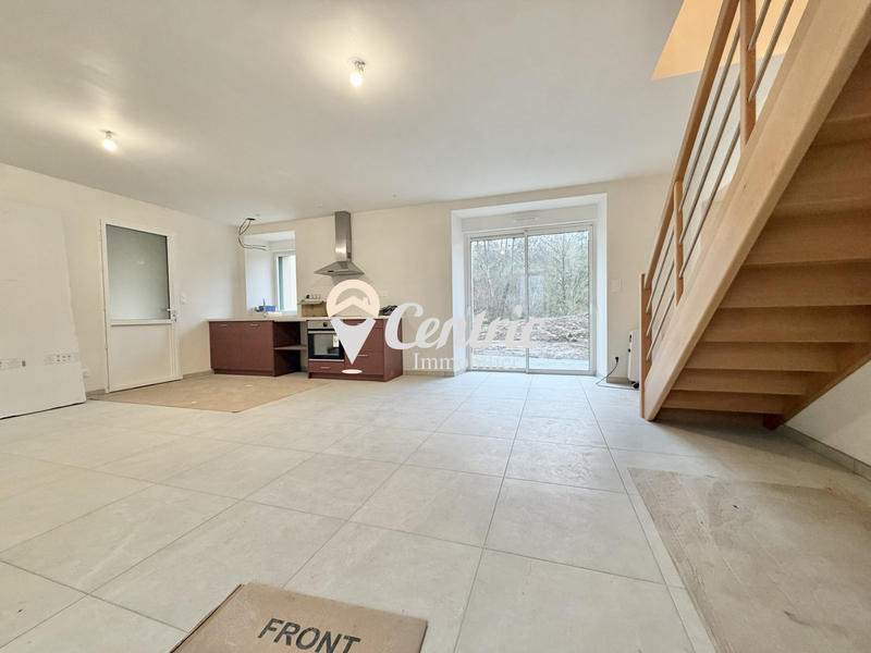 Maison - 94 m² - 4 pièces