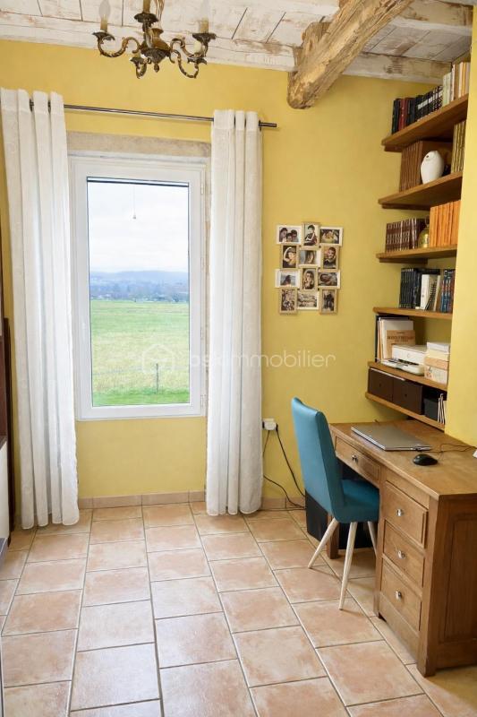 Maison en pierre - 215 m² - 10 pièces