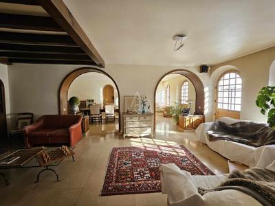 Maison - 193 m² - 3 pièces