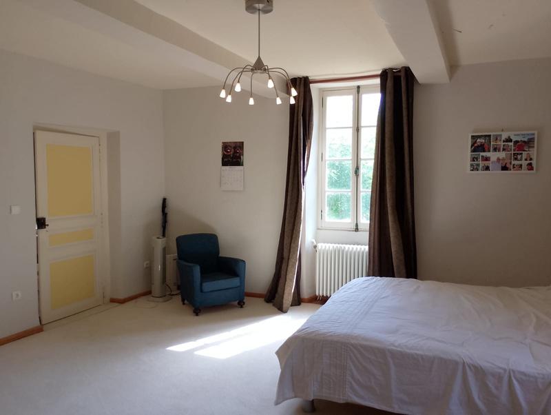 Maison - 380 m² - 9 pièces