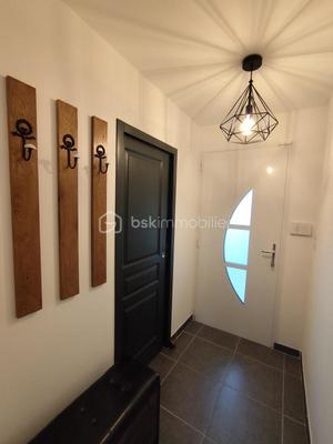 Maison - 101 m² - 4 pièces