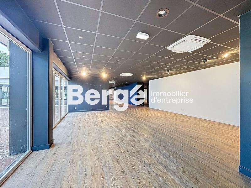 Local commercial - 800 m²