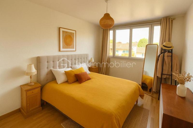 Appartement - 84 m² - 4 pièces