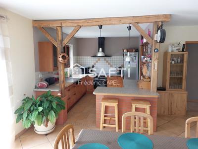 Maison - 147 m² - 6 pièces